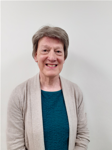 Profile image for Councillor Yvonne Estop